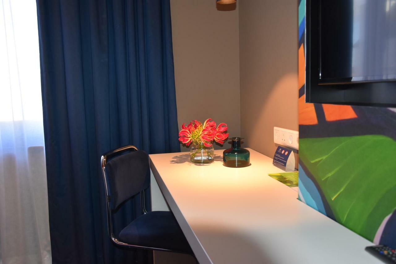 Blue Mansion Hotel Aalsmeer Eksteriør billede